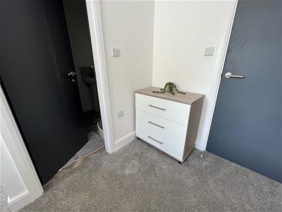 Picture 37